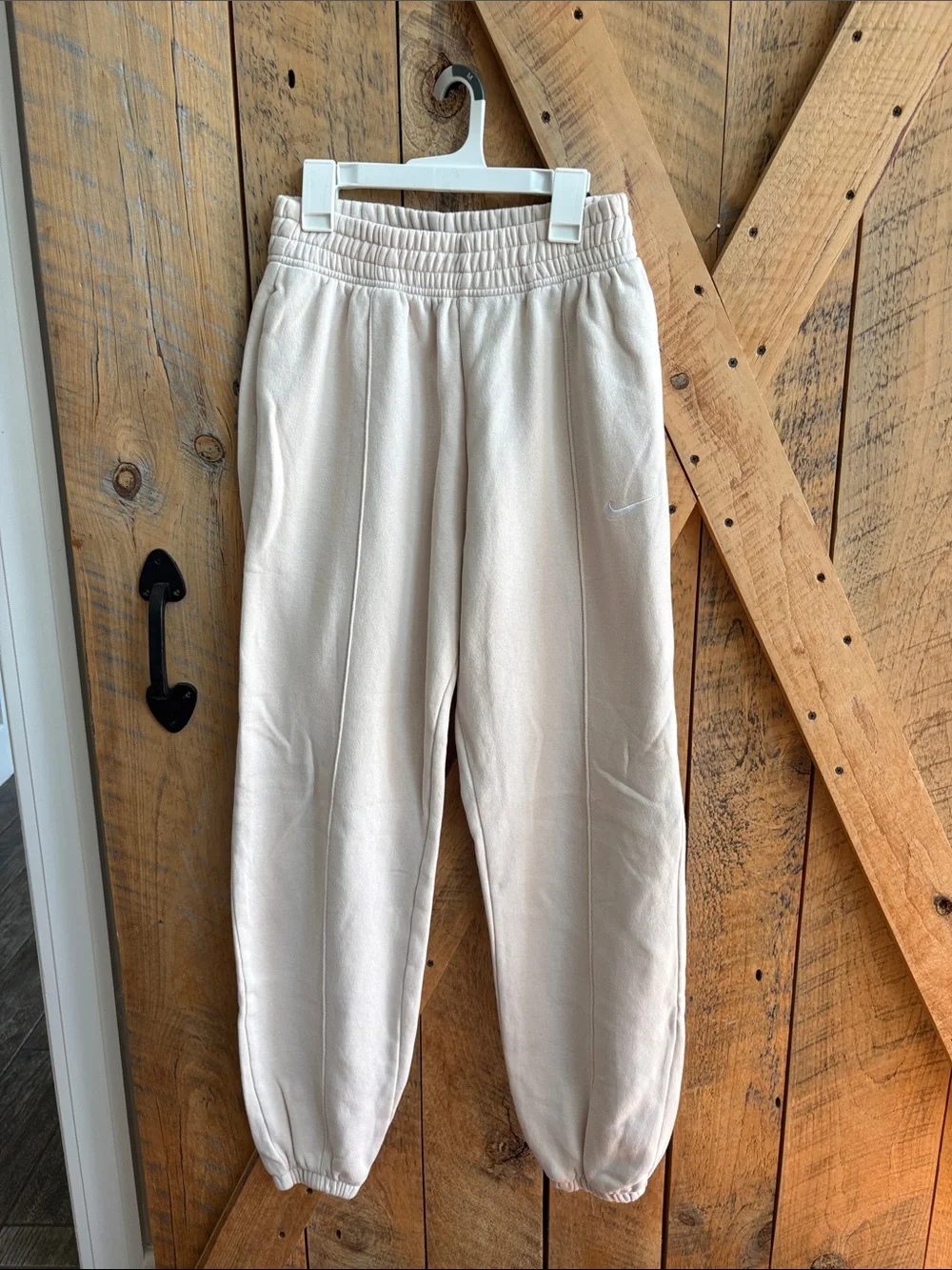 Nike Men’s Cream/Tan Fleece Joggers